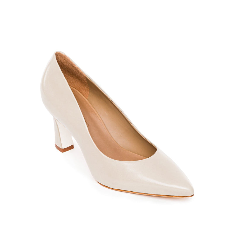 Bernardo Faryn Pointed-Toe Pumps Dame Hvite | ENF752VL